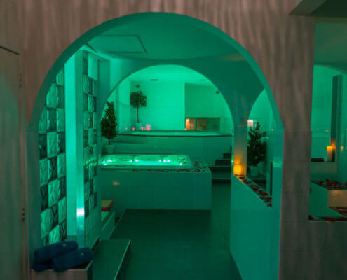 Relax-center-amersfoort-prive-spa-zwembad-jacuzzi-sauna-lounge