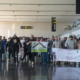 grote groep dar al ousra bij luchthaven Nador voor project riff
